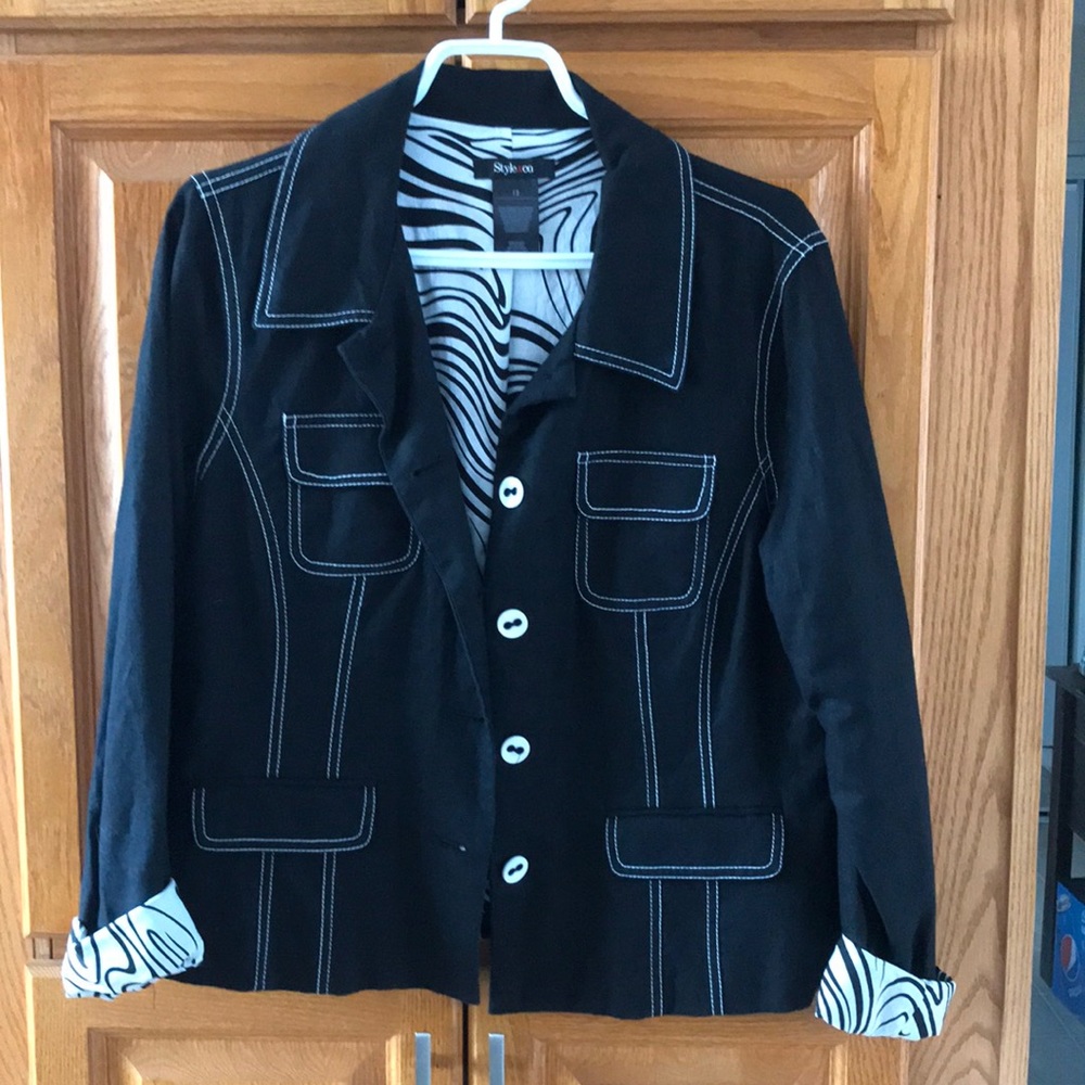 Black bomber style